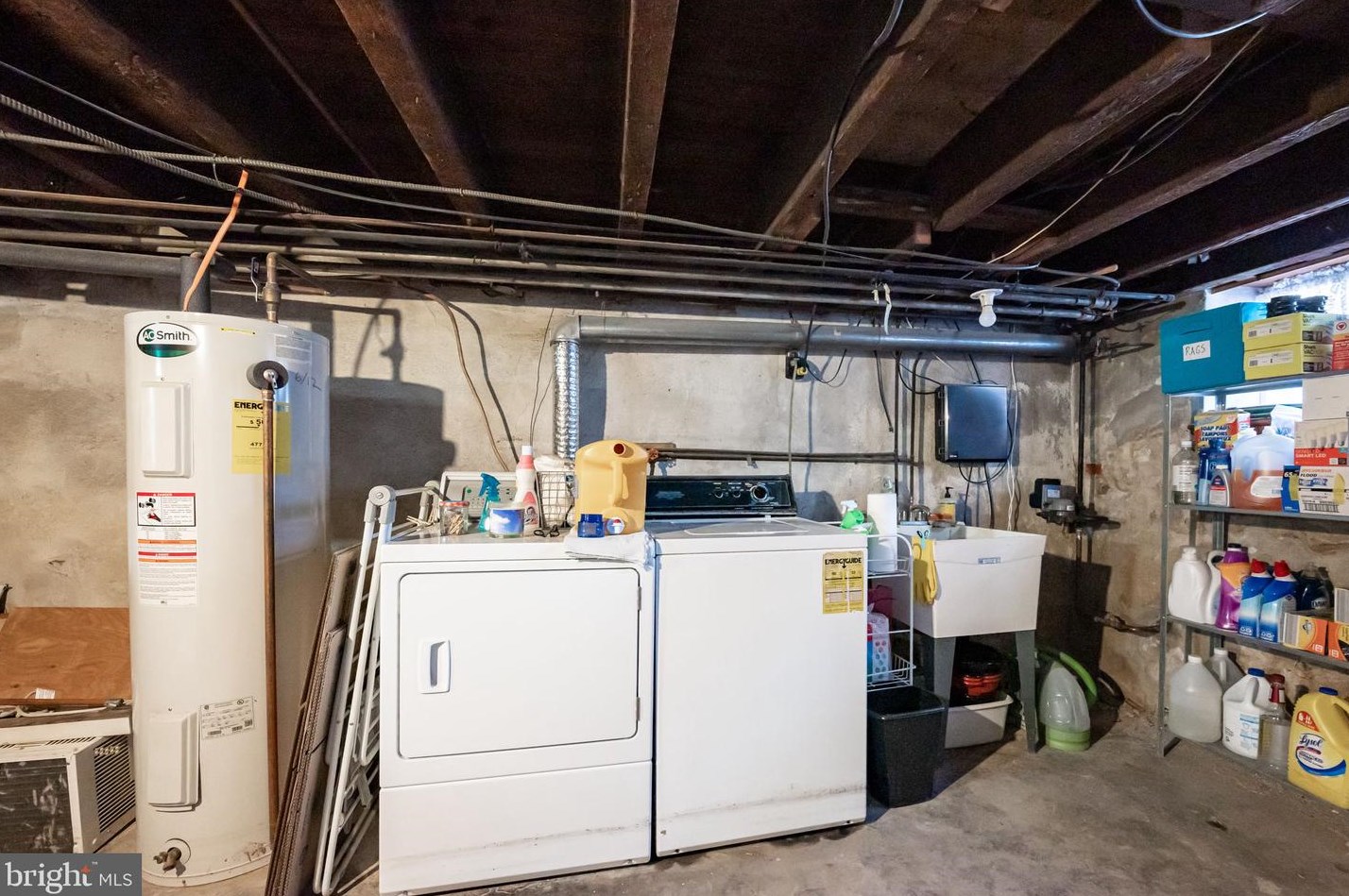 2427 Rosewood St, Philadelphia PA  19145-4429 exterior