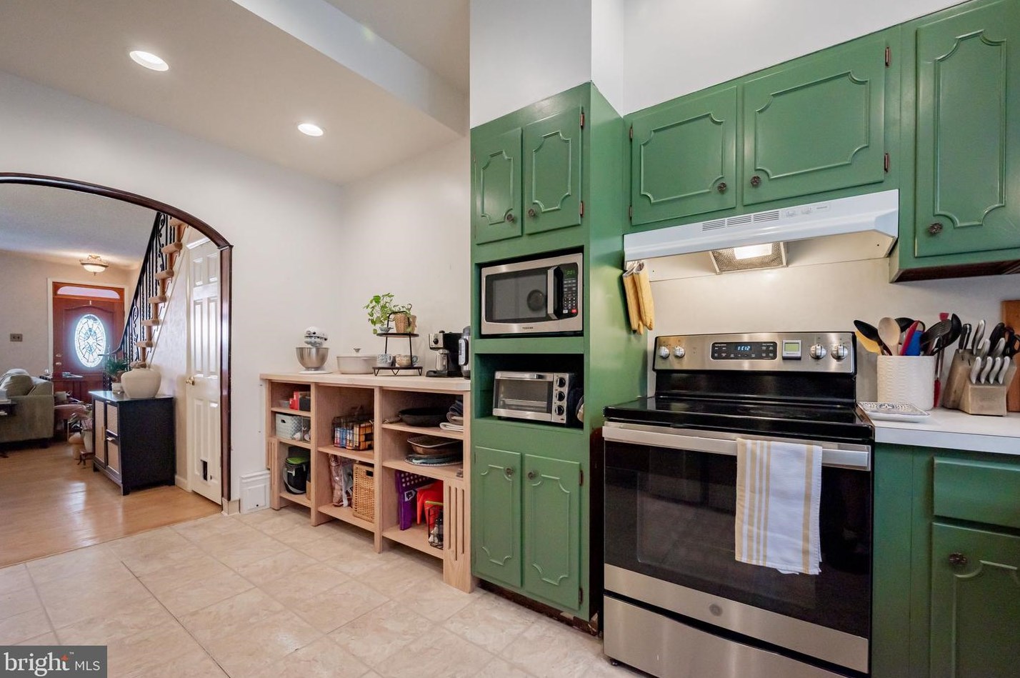 2427 Rosewood St, Philadelphia PA  19145-4429 exterior