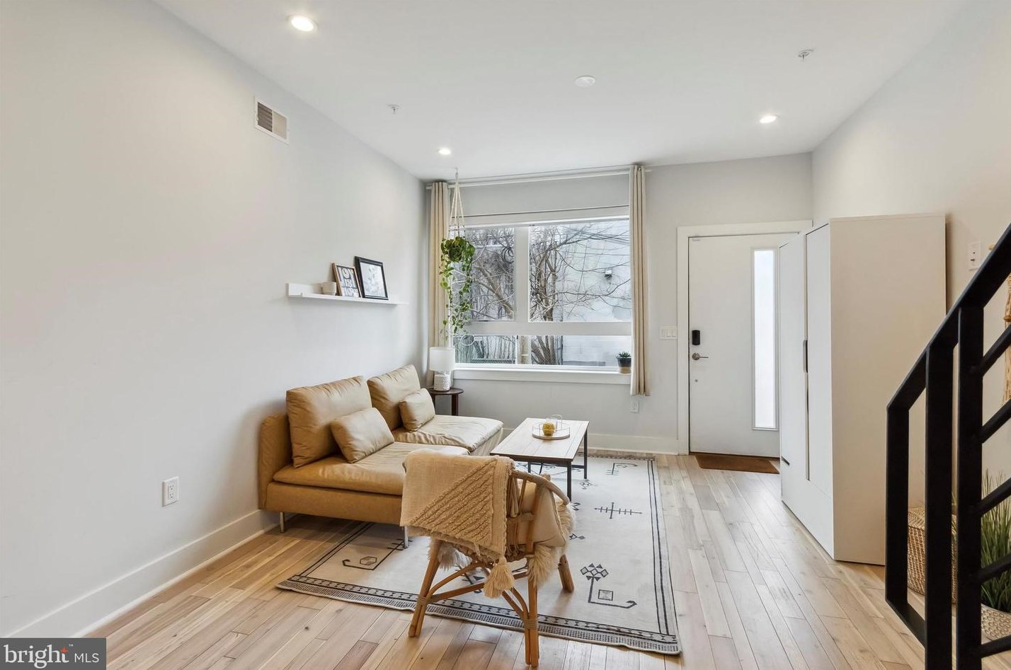 1343 Lambert St, Philadelphia PA  19146-4308 exterior