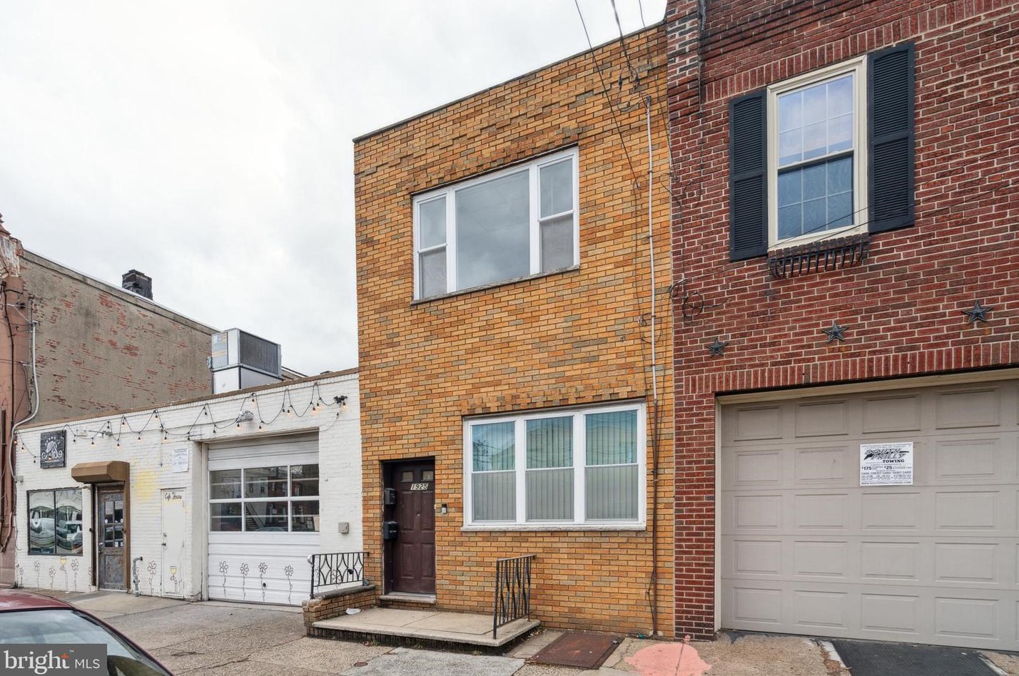 1925 Passyunk Ave, Philadelphia, PA 19148-2220