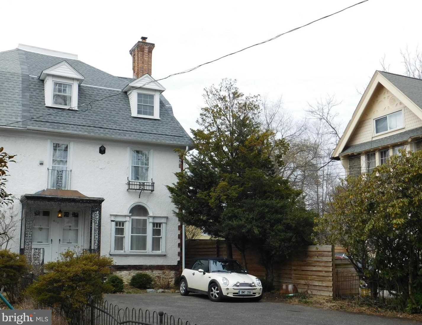 417 School House Ln, Philadelphia, PA 19144-4505