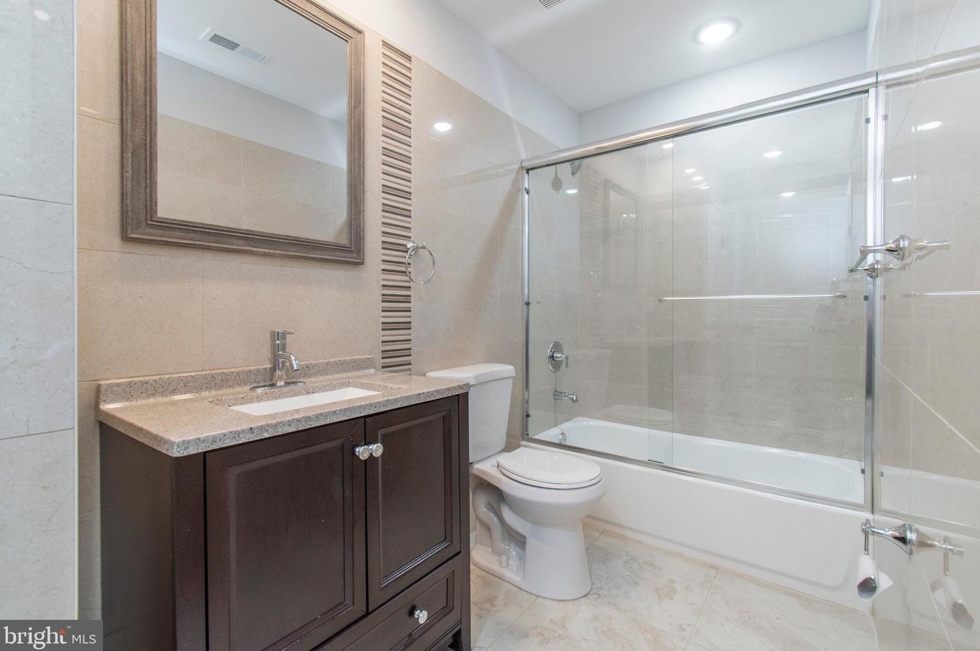 2414 N Mutter St, Philadelphia, PA 19133