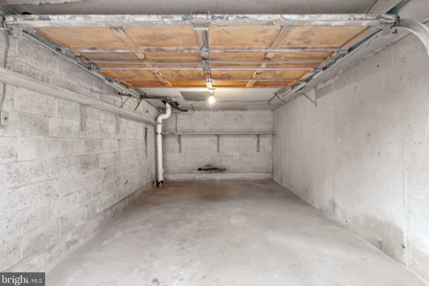 6103 Gardenia St, Philadelphia PA  19144-1016 exterior
