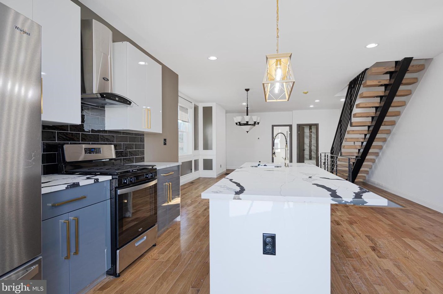 6311 Park Ave, Philadelphia, PA 19141-3331