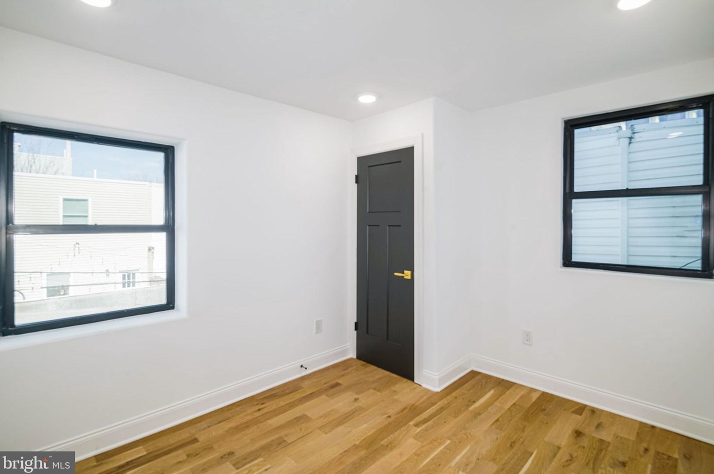 1633 Wharton St, Philadelphia PA  19146-3036 exterior