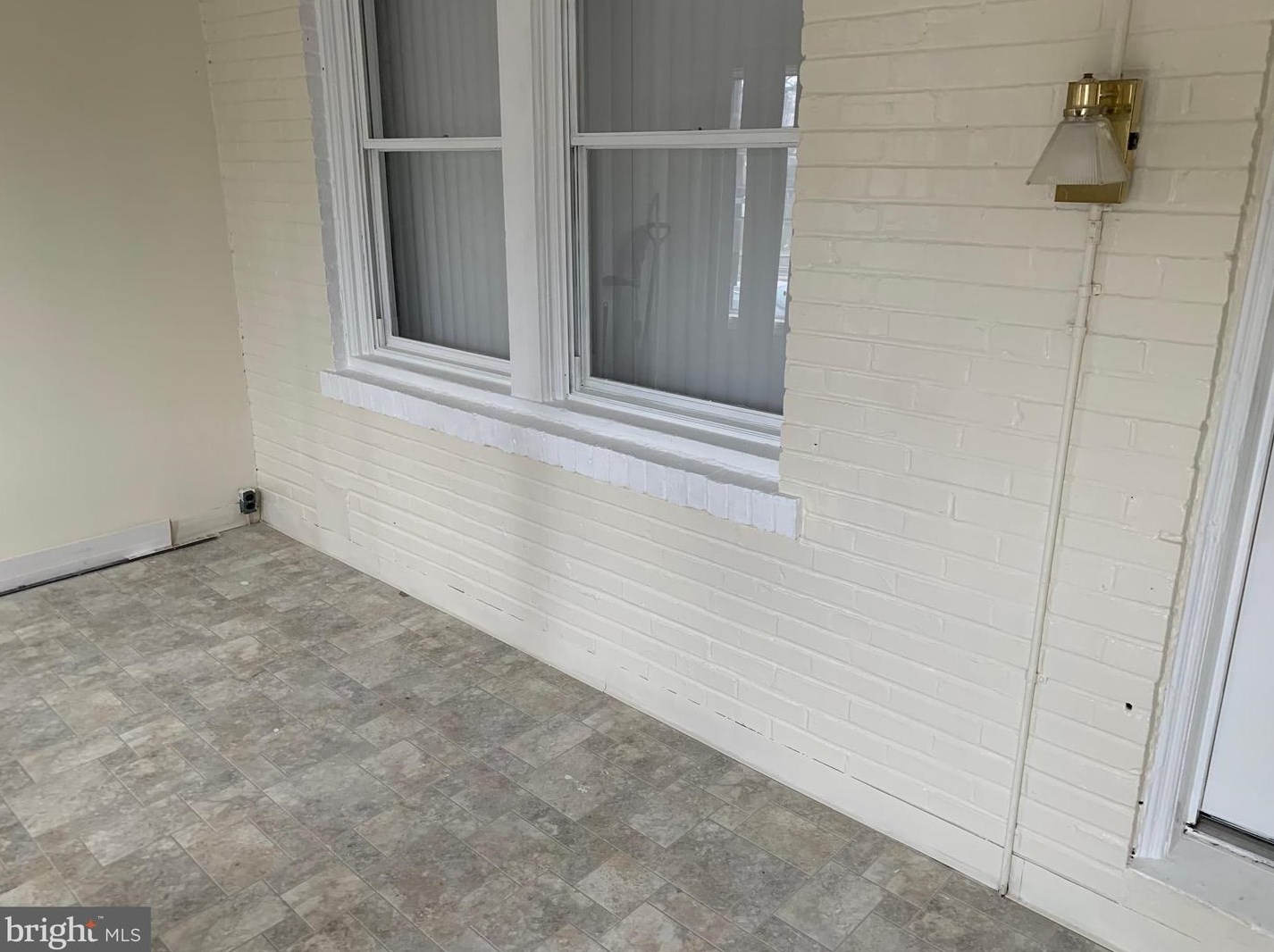 6118 Lindbergh Blvd, Philadelphia, PA 19142
