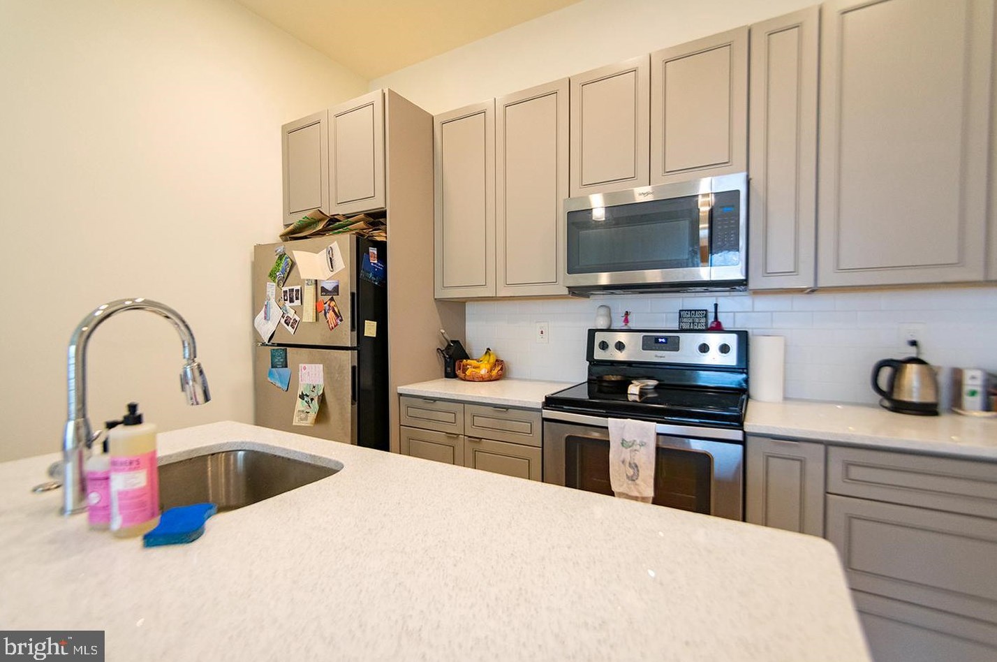 627 E Girard Ave #unit A2, Philadelphia, PA 19125