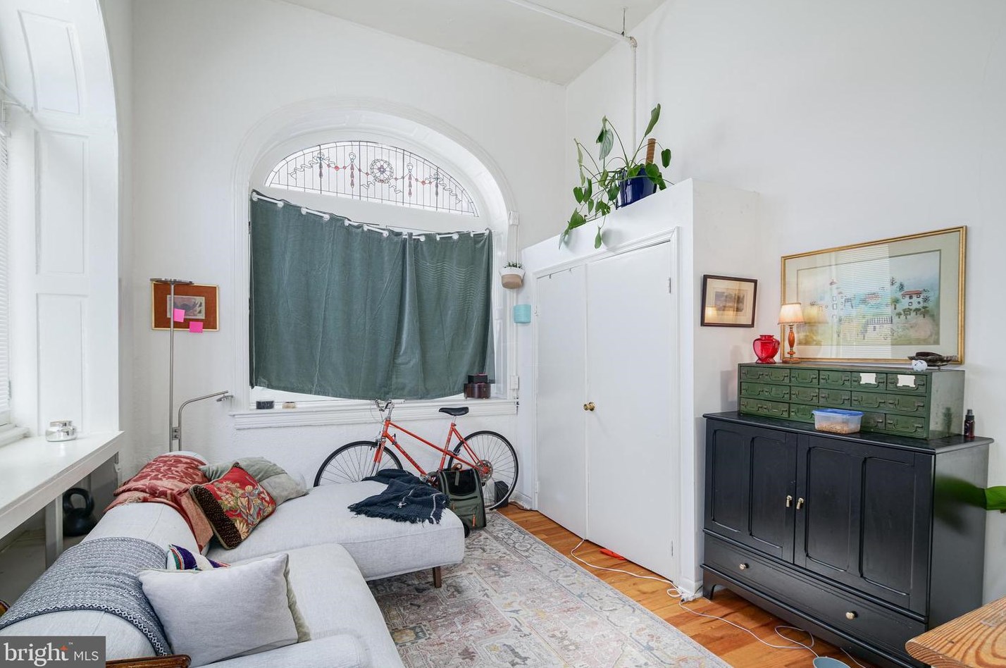 1530 Spruce St Apt 121, Philadelphia, PA 19102