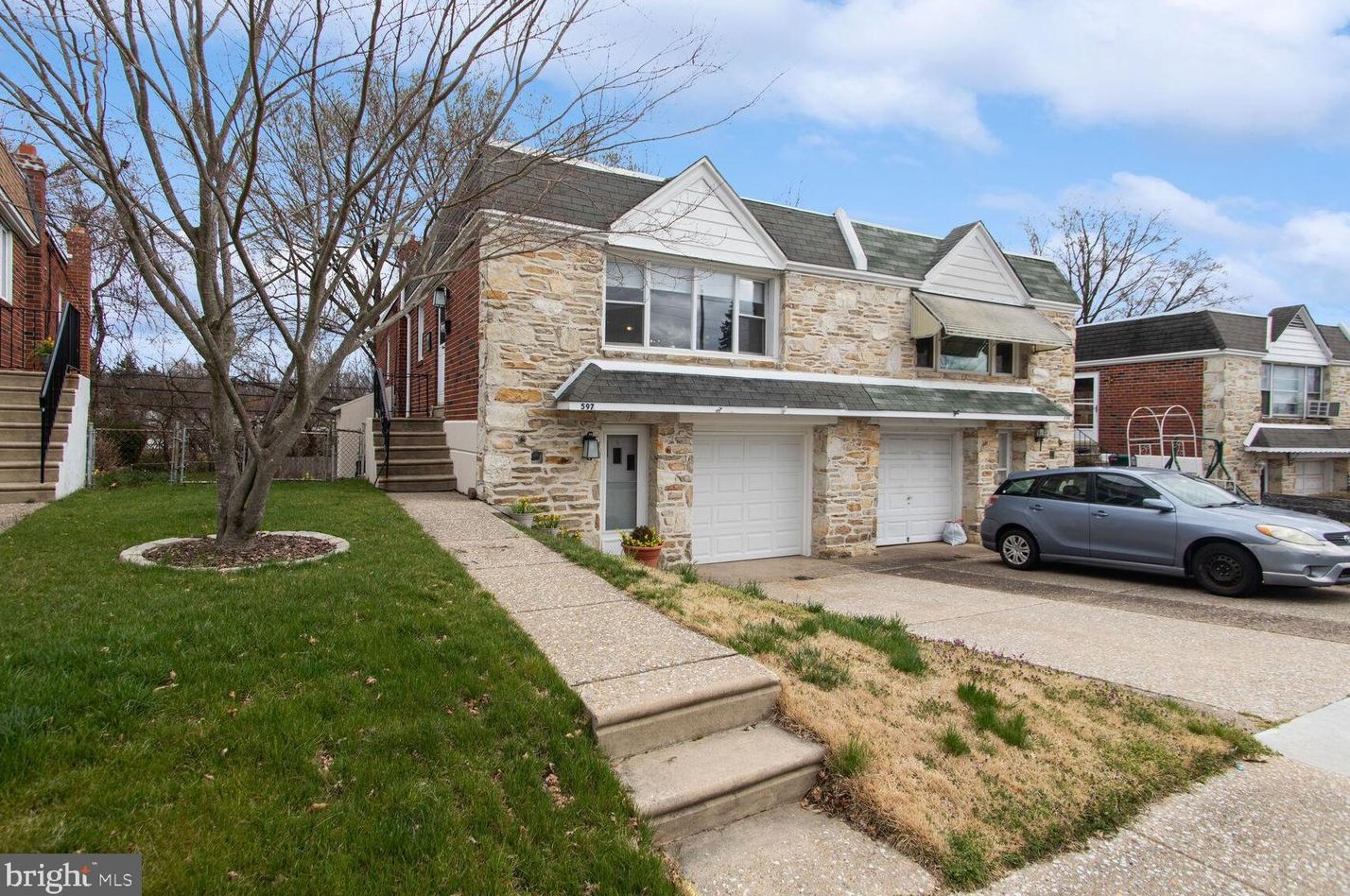 597 Wartman St, Philadelphia, PA 19128-3238