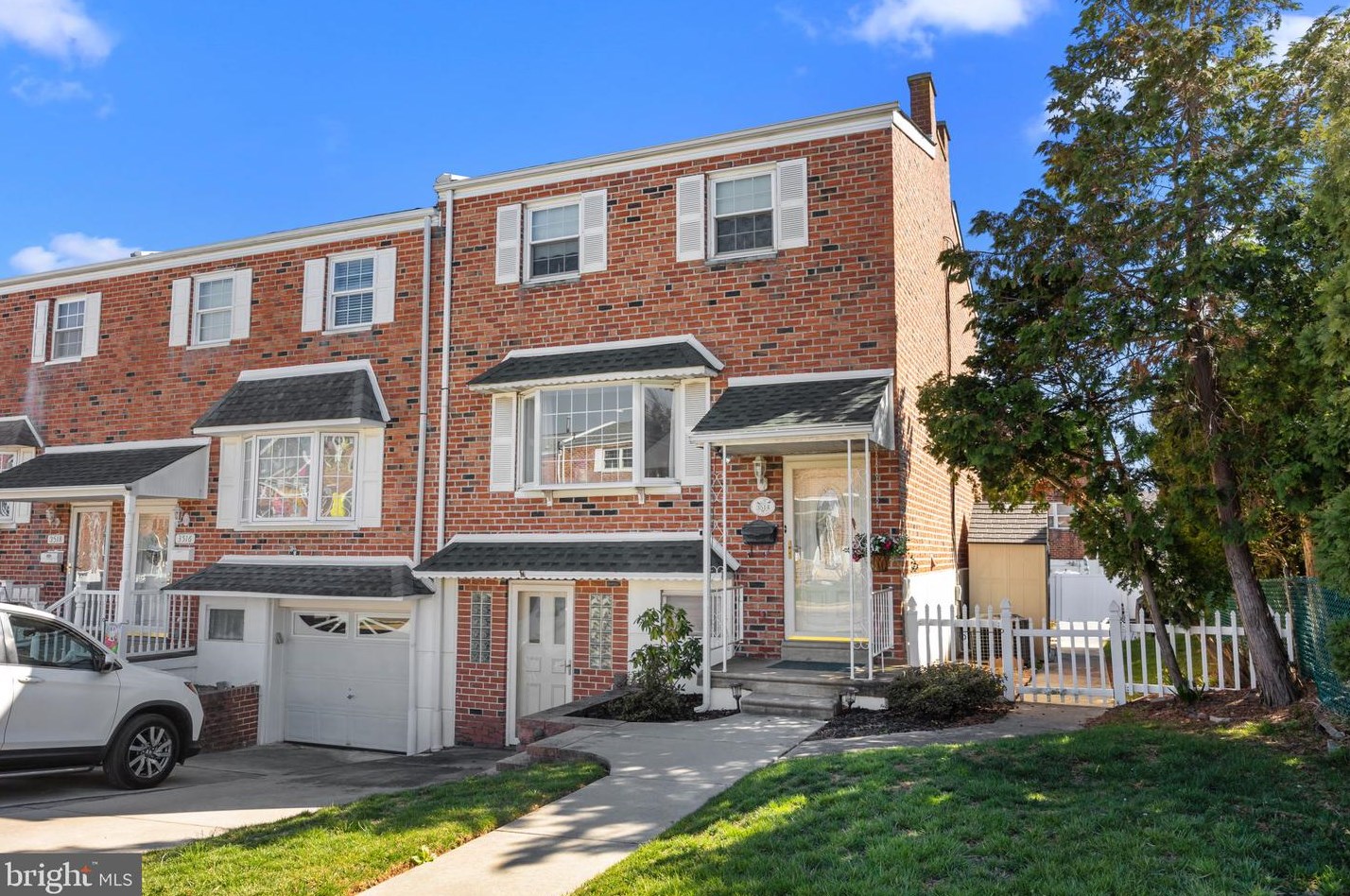 3514 Byrne Rd, Philadelphia, PA 19154-3315