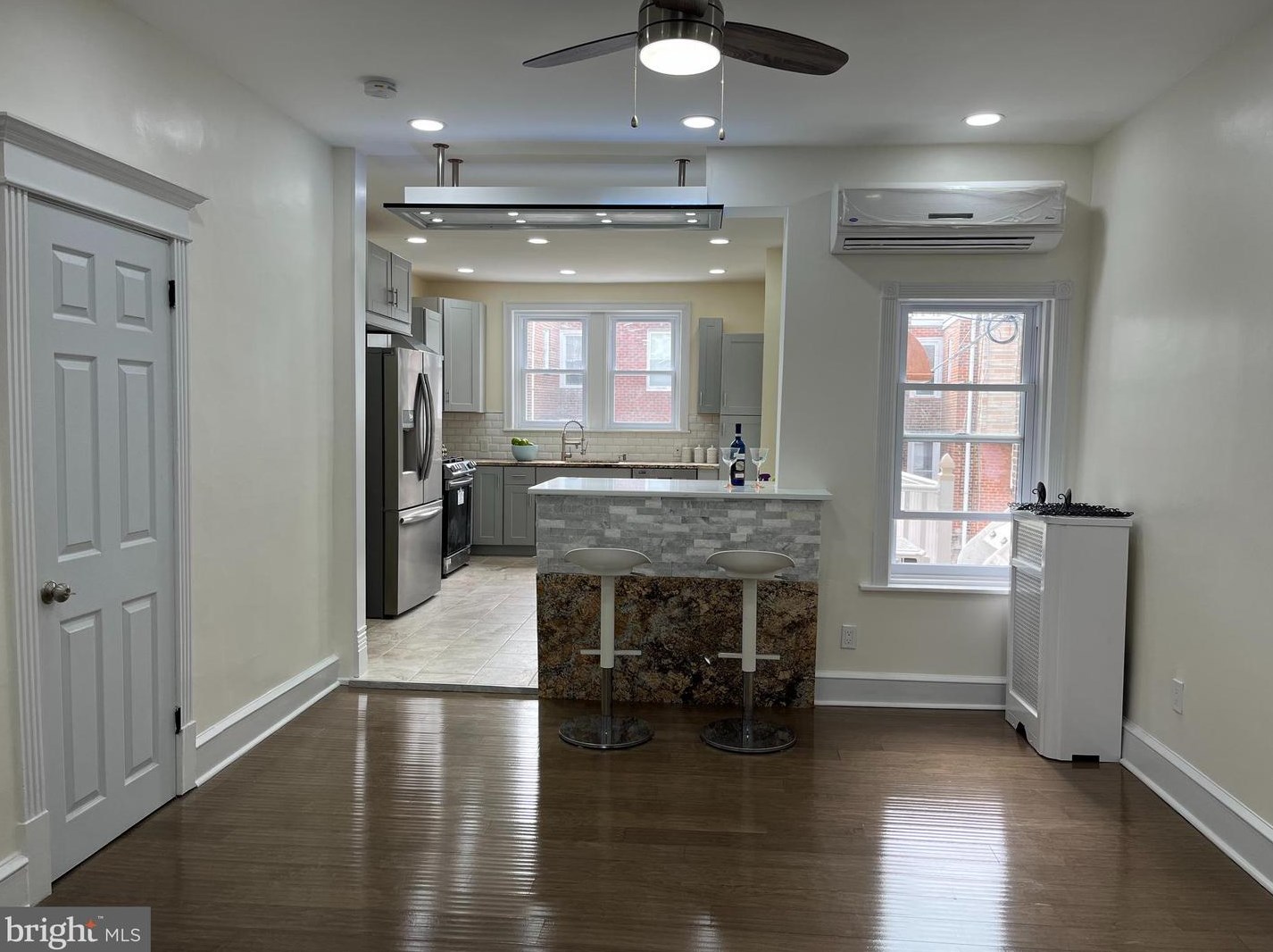 1620 Champlost St, Philadelphia PA  19141-1819 exterior