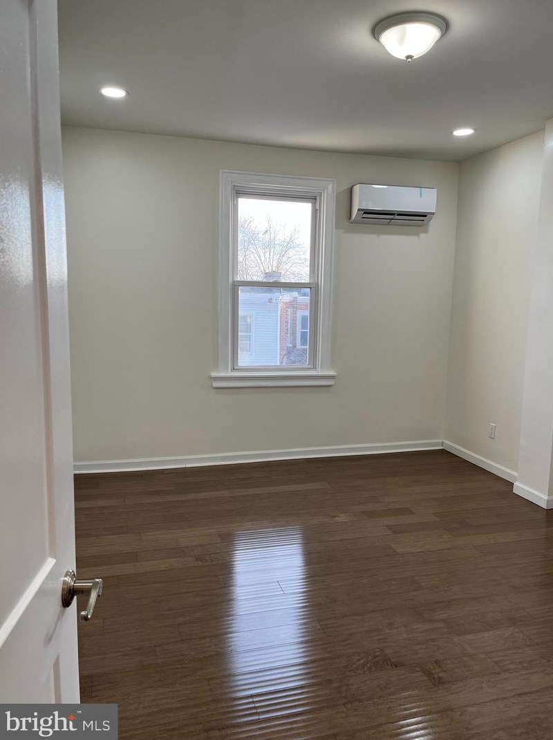 1620 Champlost St, Philadelphia PA  19141-1819 exterior