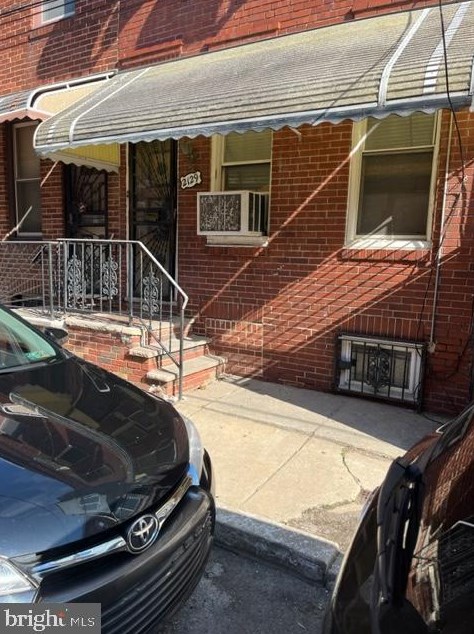 2129 Cross St, Philadelphia, PA 19146-4502