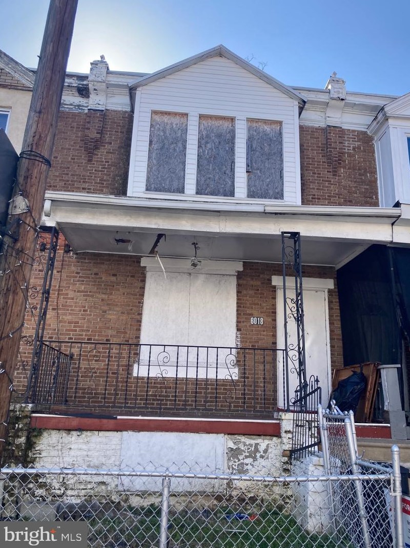 6018 Trinity St, Philadelphia, PA 19142-1420