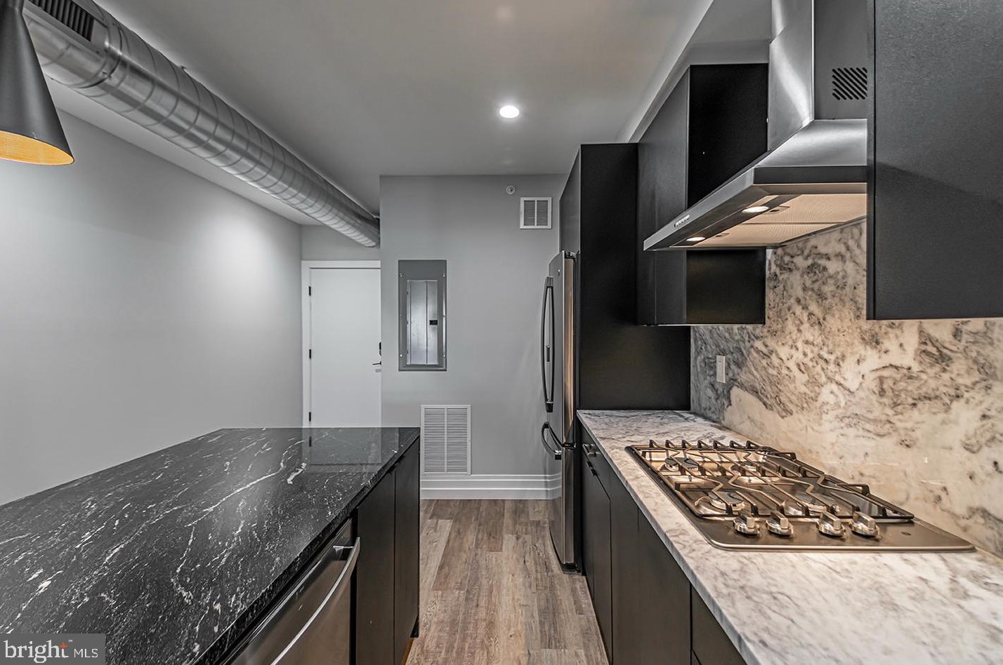 526 Brown St #unit 604, Philadelphia, PA 19123