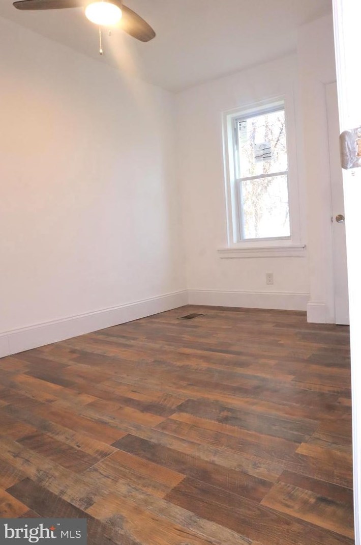5542 Angora Ter, Philadelphia PA  19143-3110 exterior