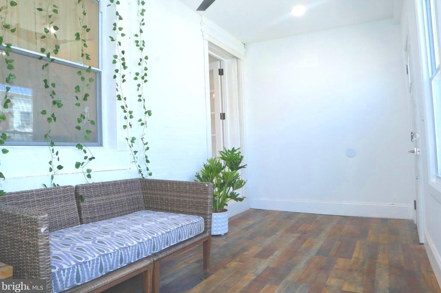 5542 Angora Ter, Philadelphia PA  19143-3110 exterior