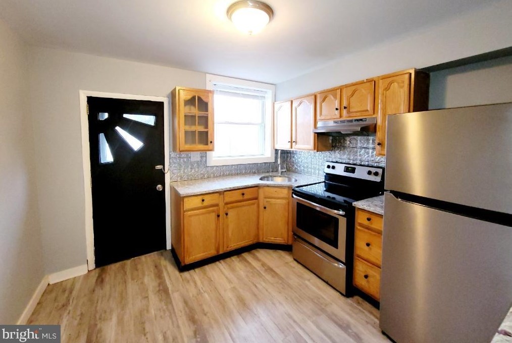 1936 Independence Ave, Philadelphia PA  19138-3038 exterior