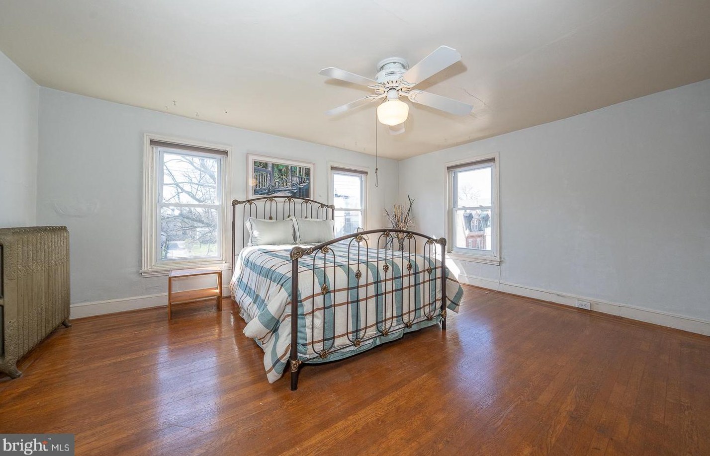 3545 Indian Queen Ln, Philadelphia PA 19129-1520 exterior