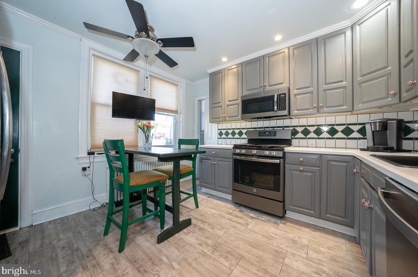 3545 Indian Queen Ln, Philadelphia PA 19129-1520 exterior