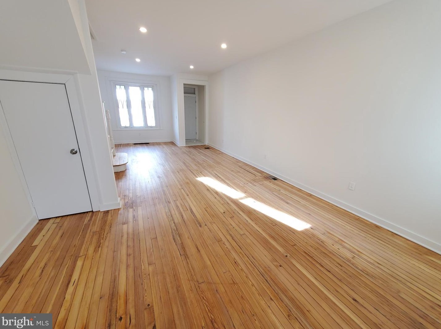 5412 Norfolk St, Philadelphia, PA 19143