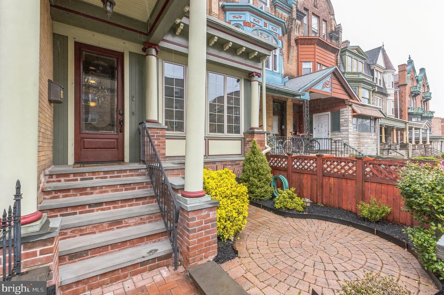 4441 Spruce St, Philadelphia, PA 19104-4703