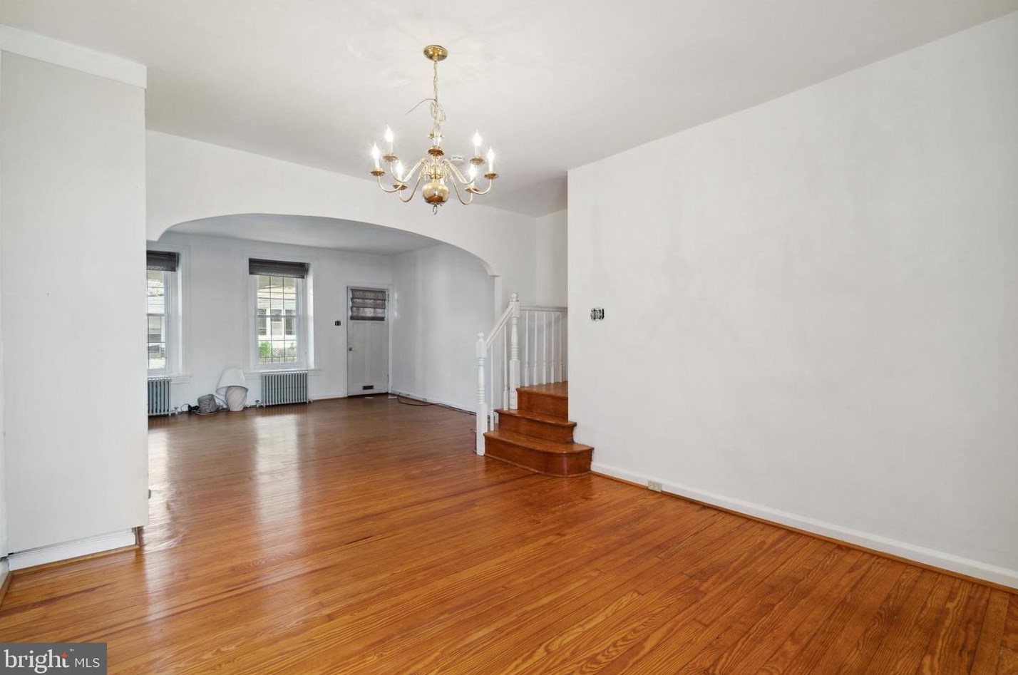 233 Jamestown St, Philadelphia PA  19128-5005 exterior