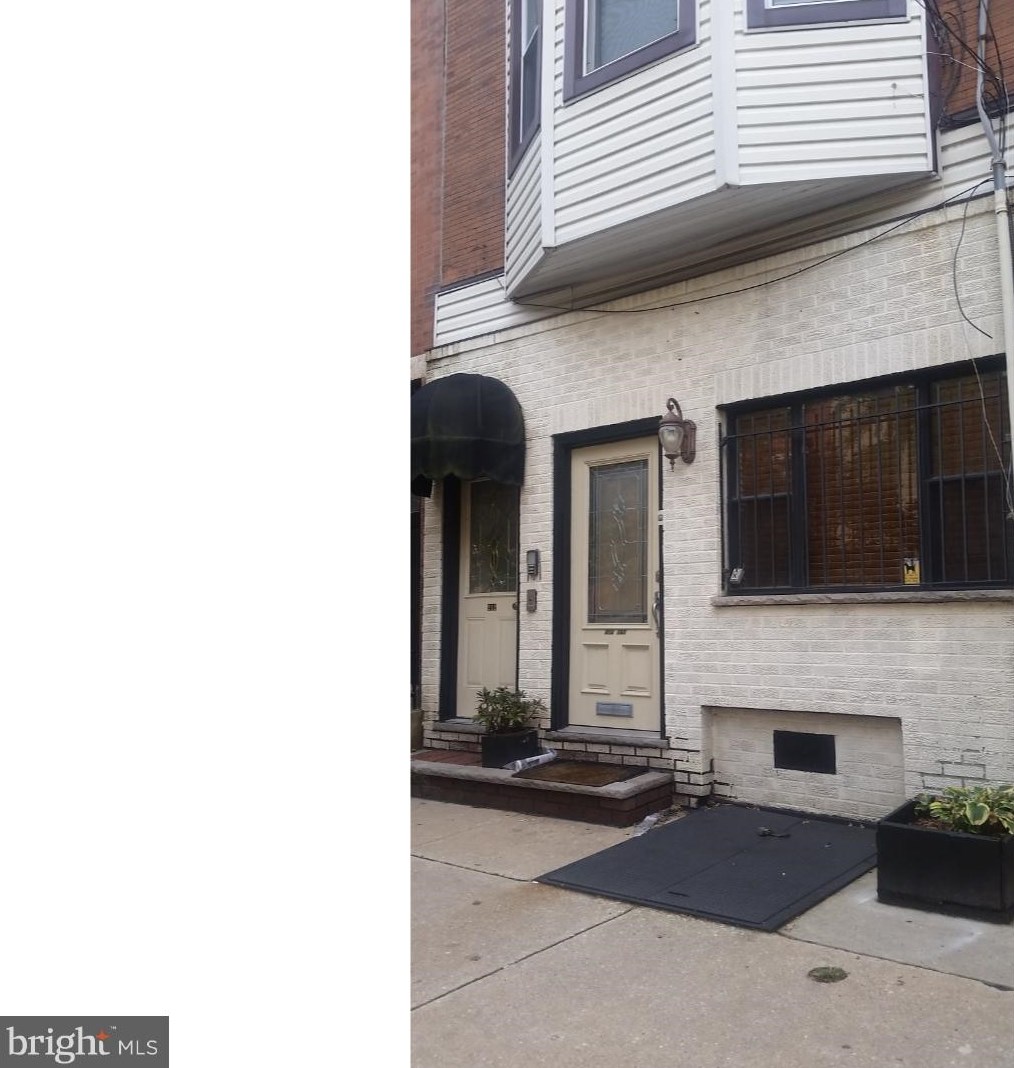 212 Christian St #1st Fl, Philadelphia, PA 19147