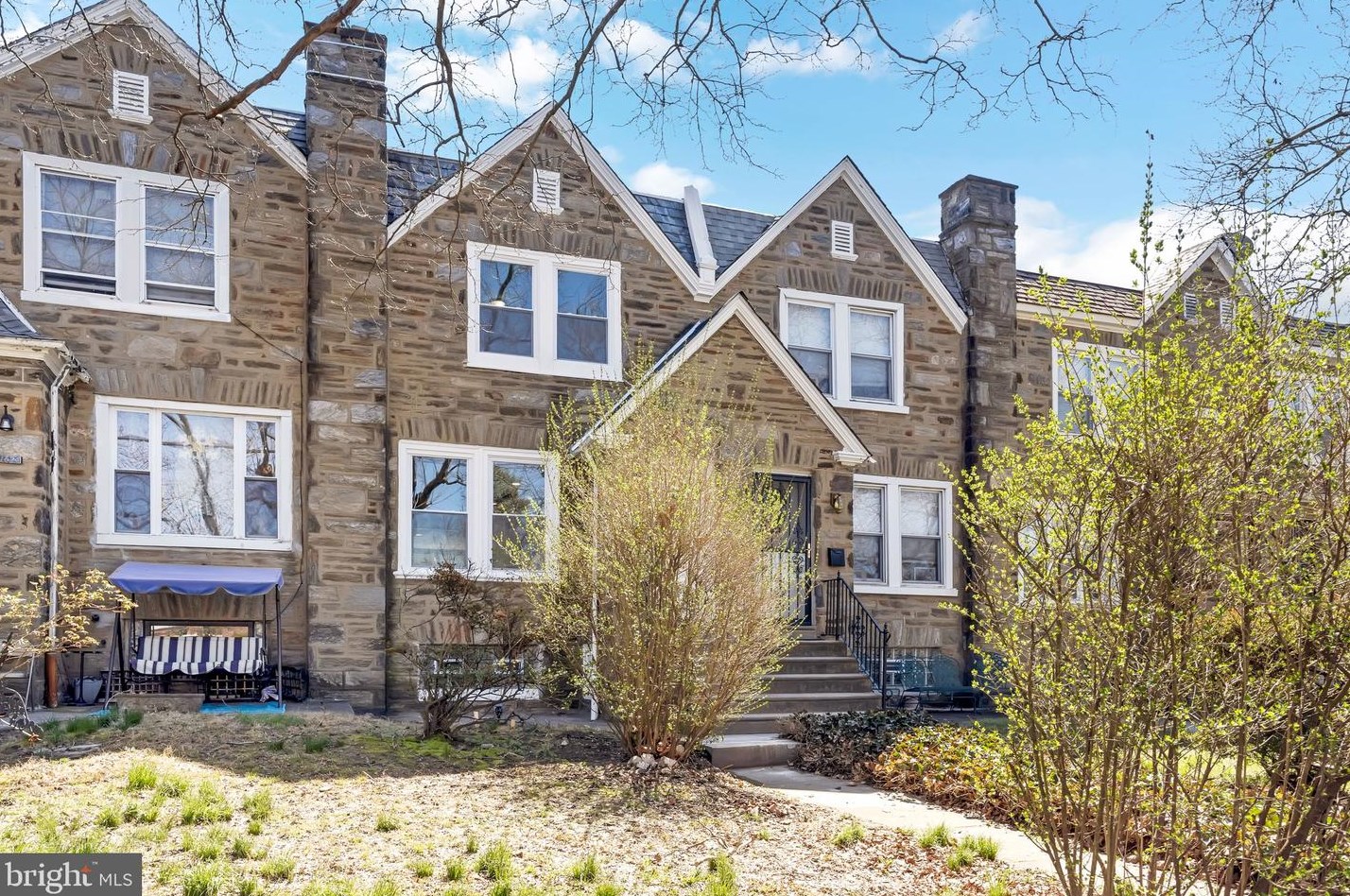 1622 Washington Ln, Philadelphia, PA 19138-1135