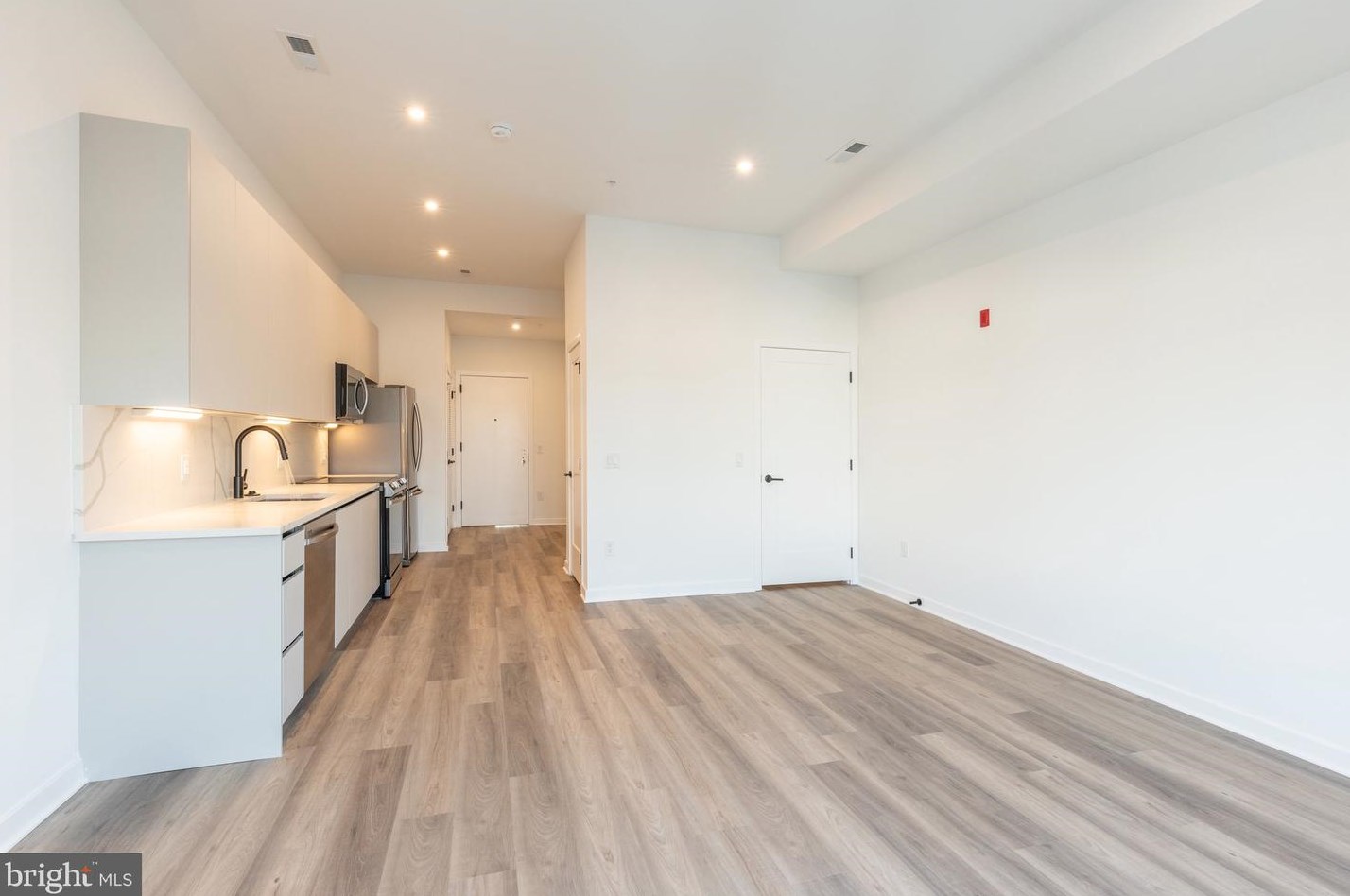 3120 W Jefferson St #504, Philadelphia, PA 19121