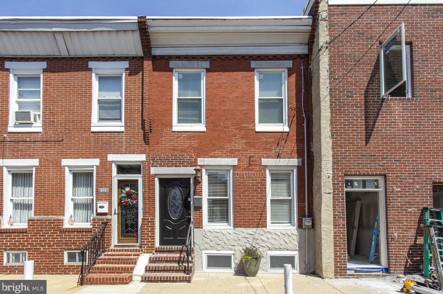 1327 S Opal St, Philadelphia, PA 19146