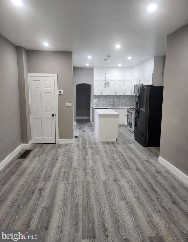 2633 Mildred St, Philadelphia, PA 19148-4532
