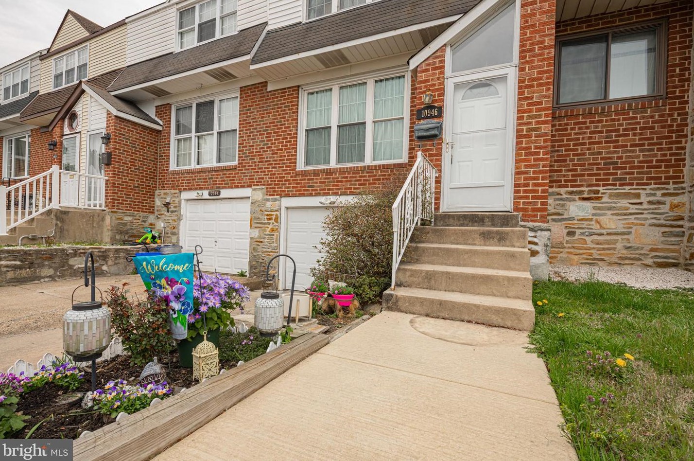 10946 Modena Pl, Philadelphia, PA 19154-3919