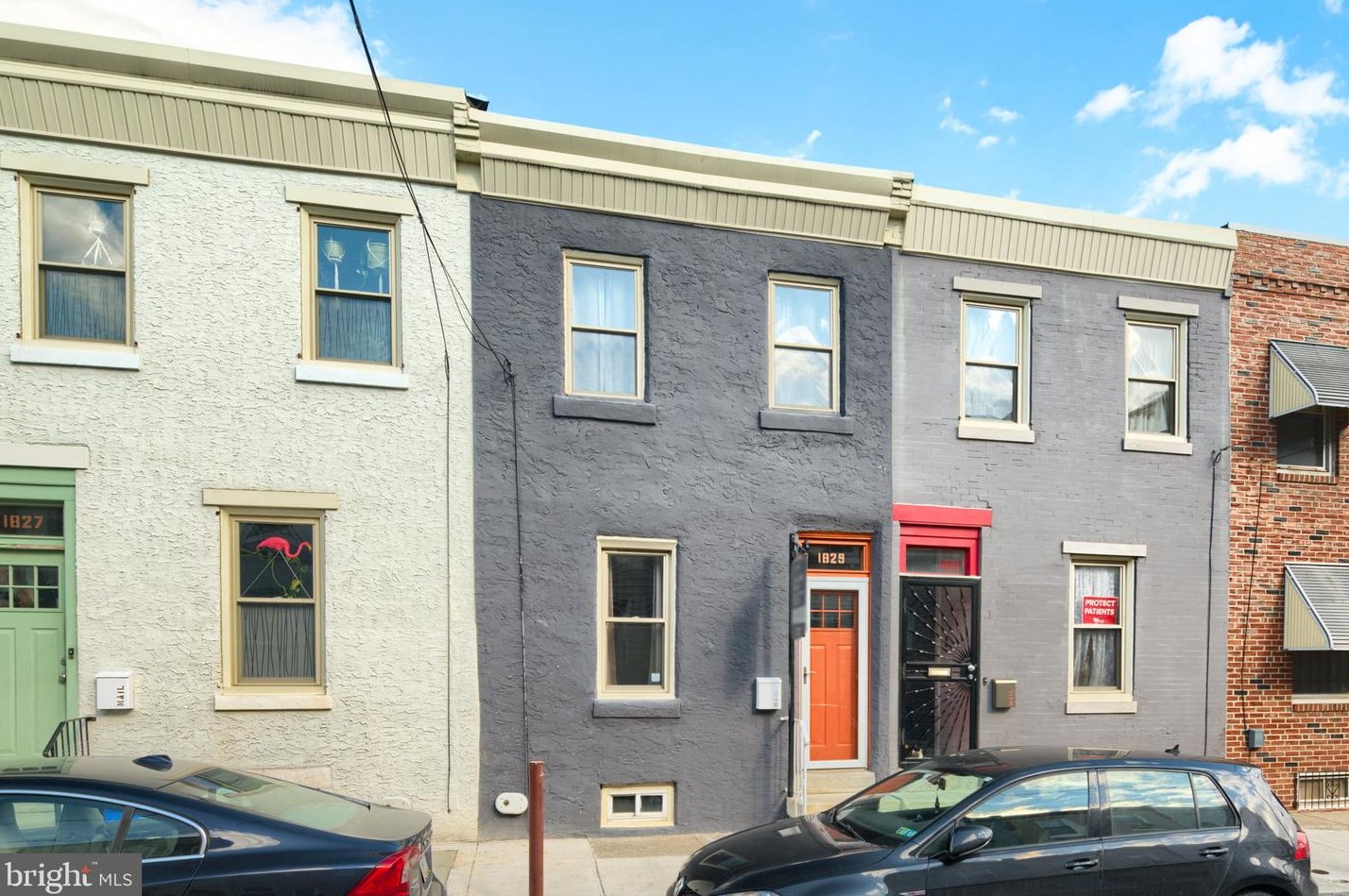 1829 Hazzard St, Philadelphia, PA 19125-1319