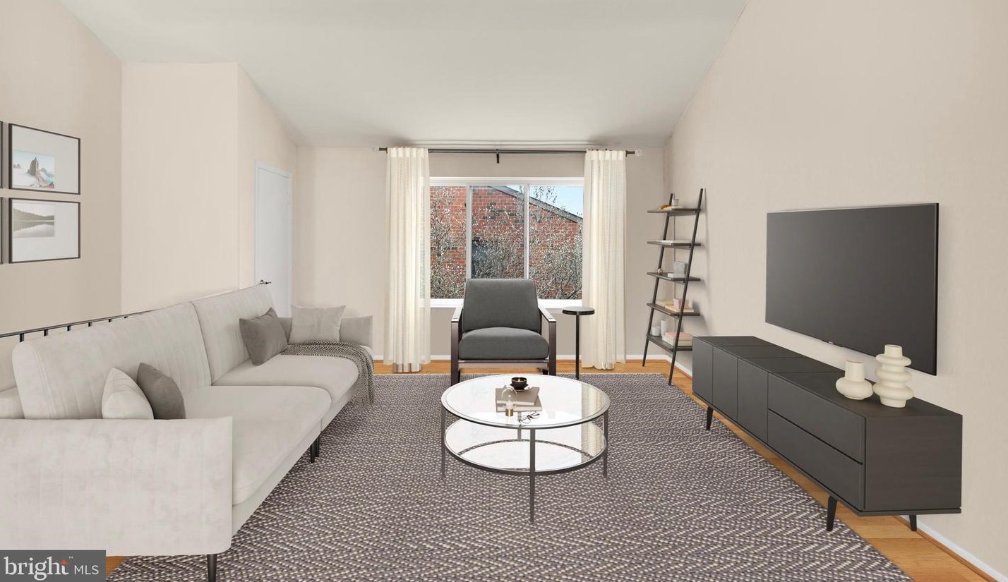 813 Taney St, Philadelphia PA 19146-1045 exterior