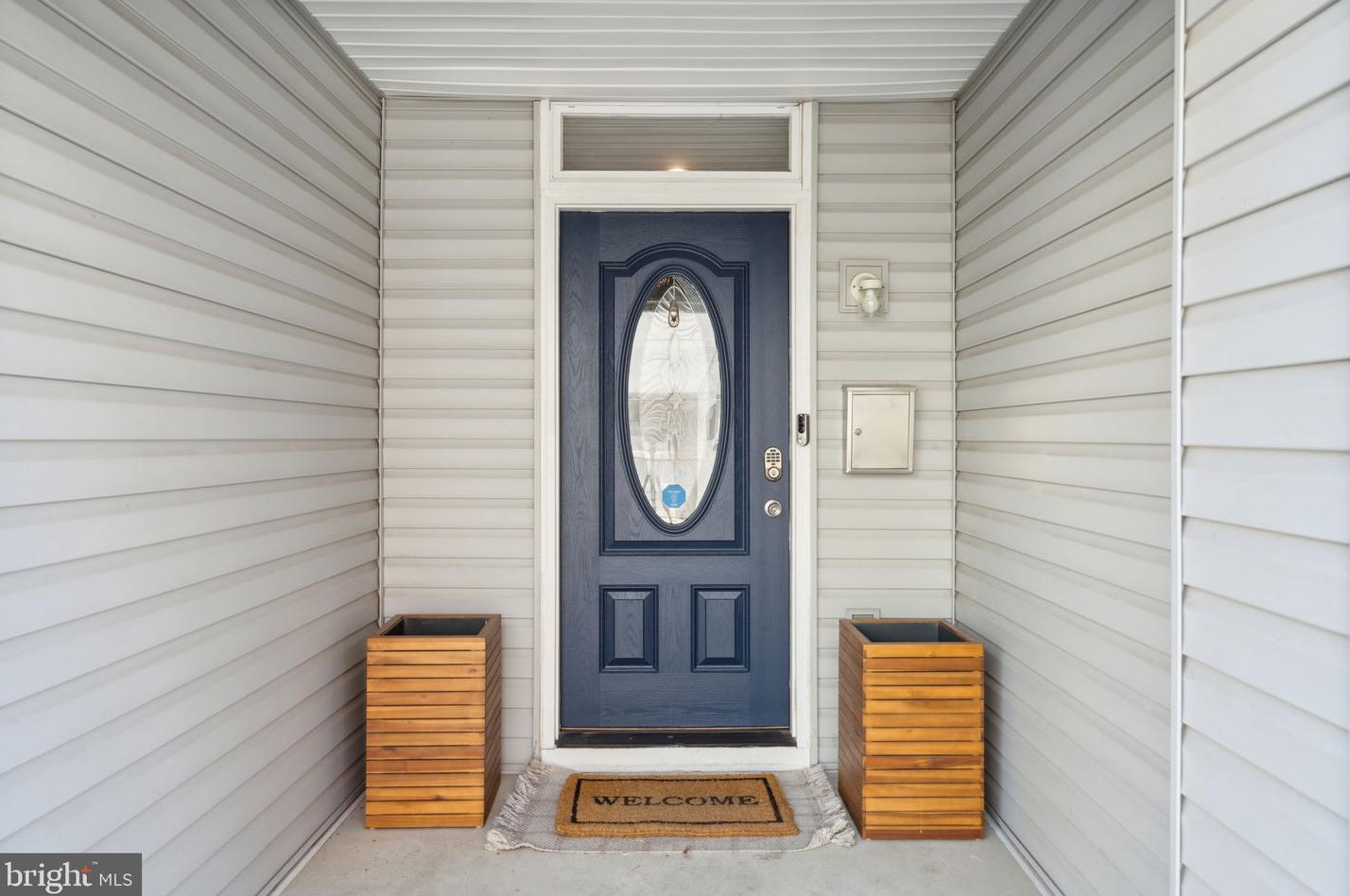 534 Cabot St, Philadelphia, PA 19125-3302