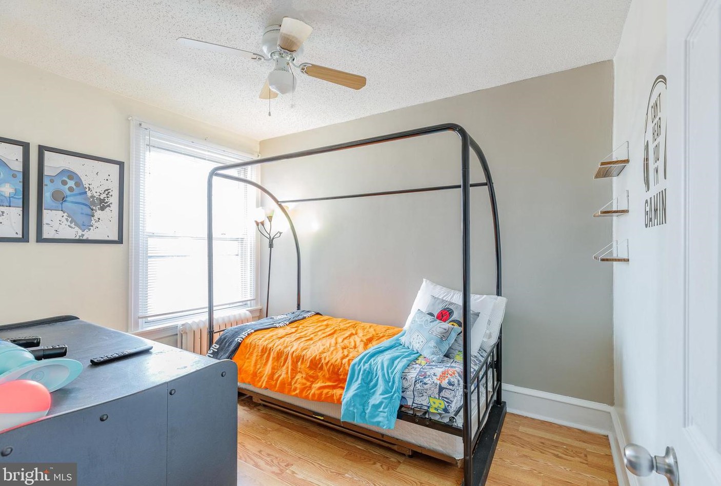 6643 Fairhill St, Philadelphia PA  19126-3020 exterior