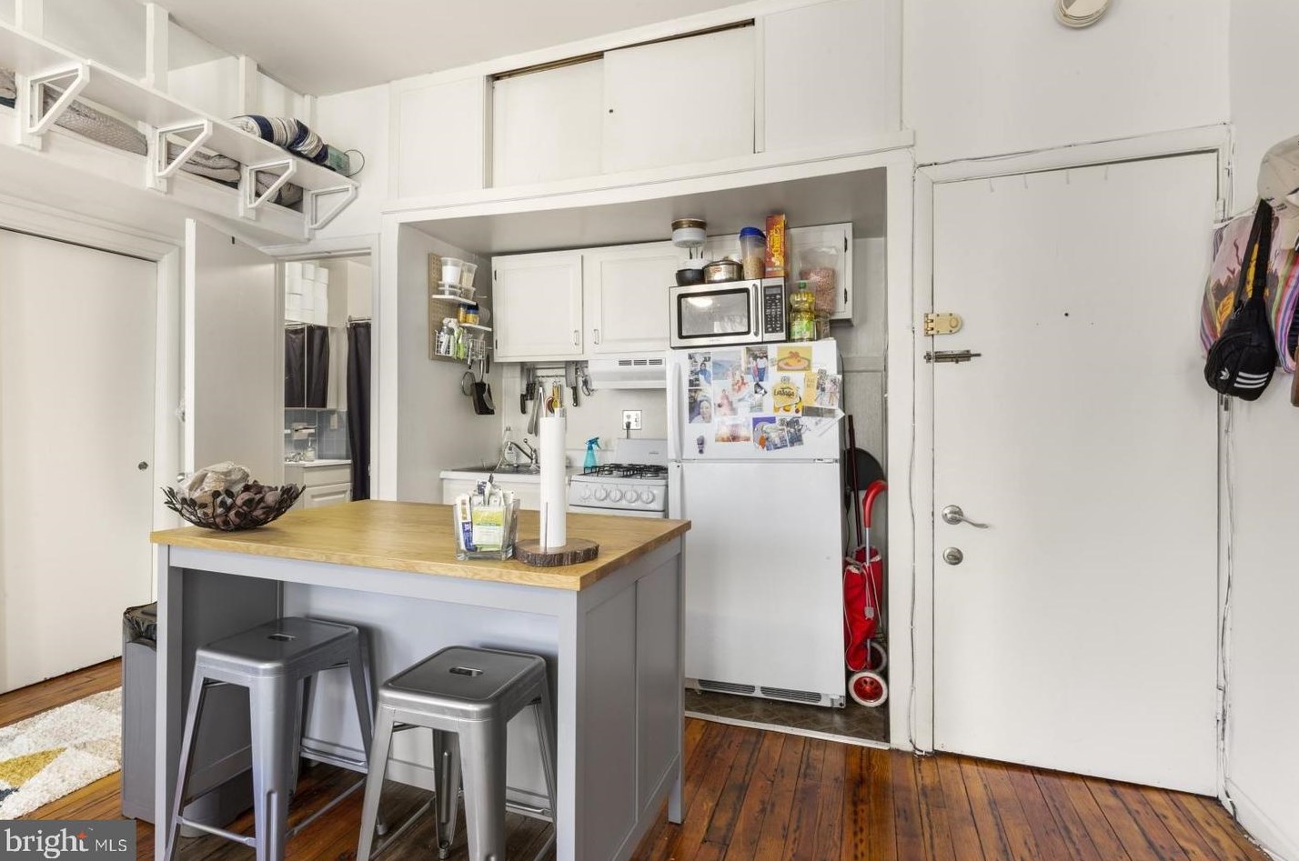 515 S 6th St #2f, Philadelphia, PA 19147