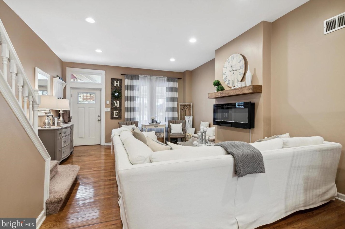 119 Farson St, Philadelphia, PA 19139-2745