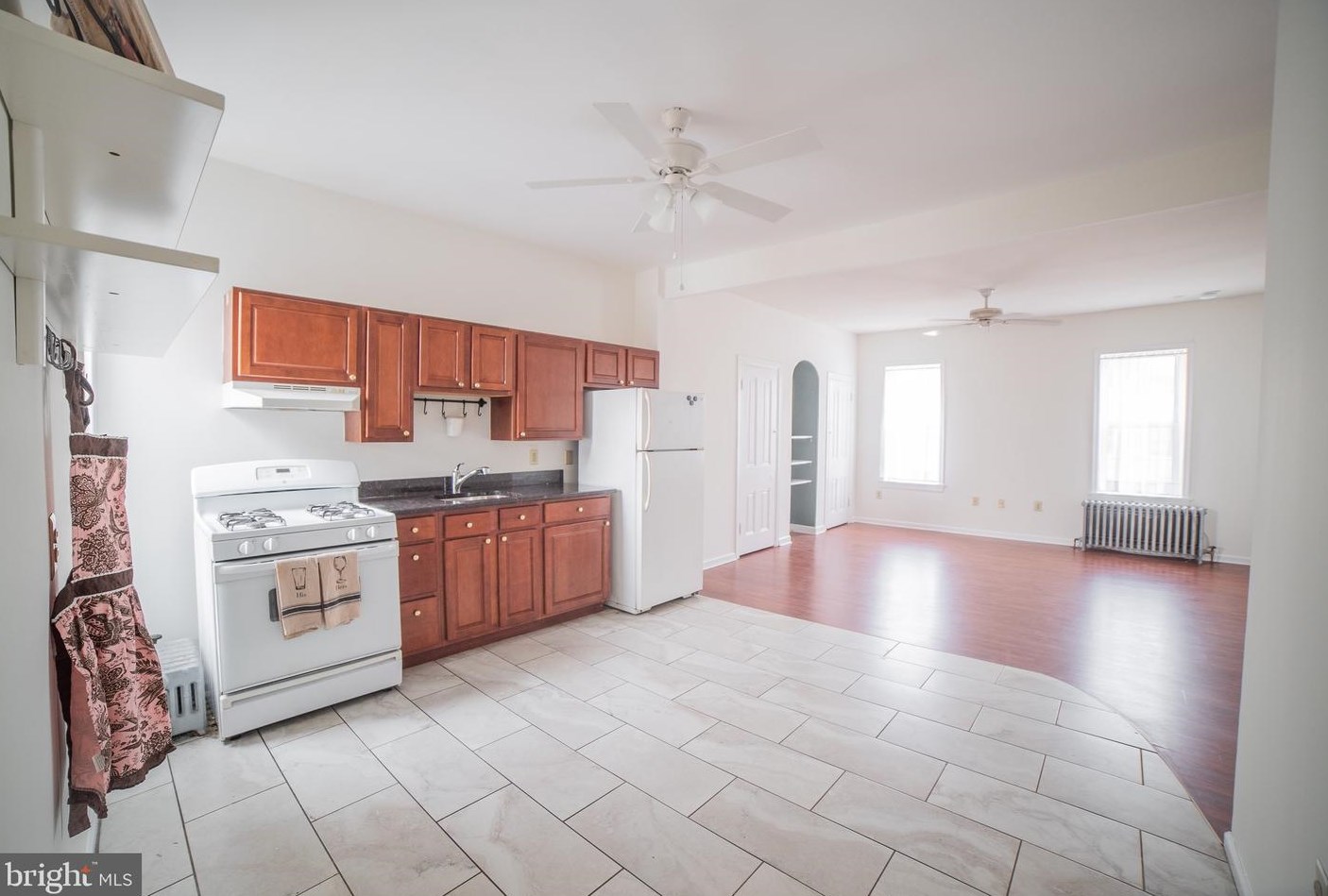 2422 Poplar St #3, Philadelphia, PA 19130