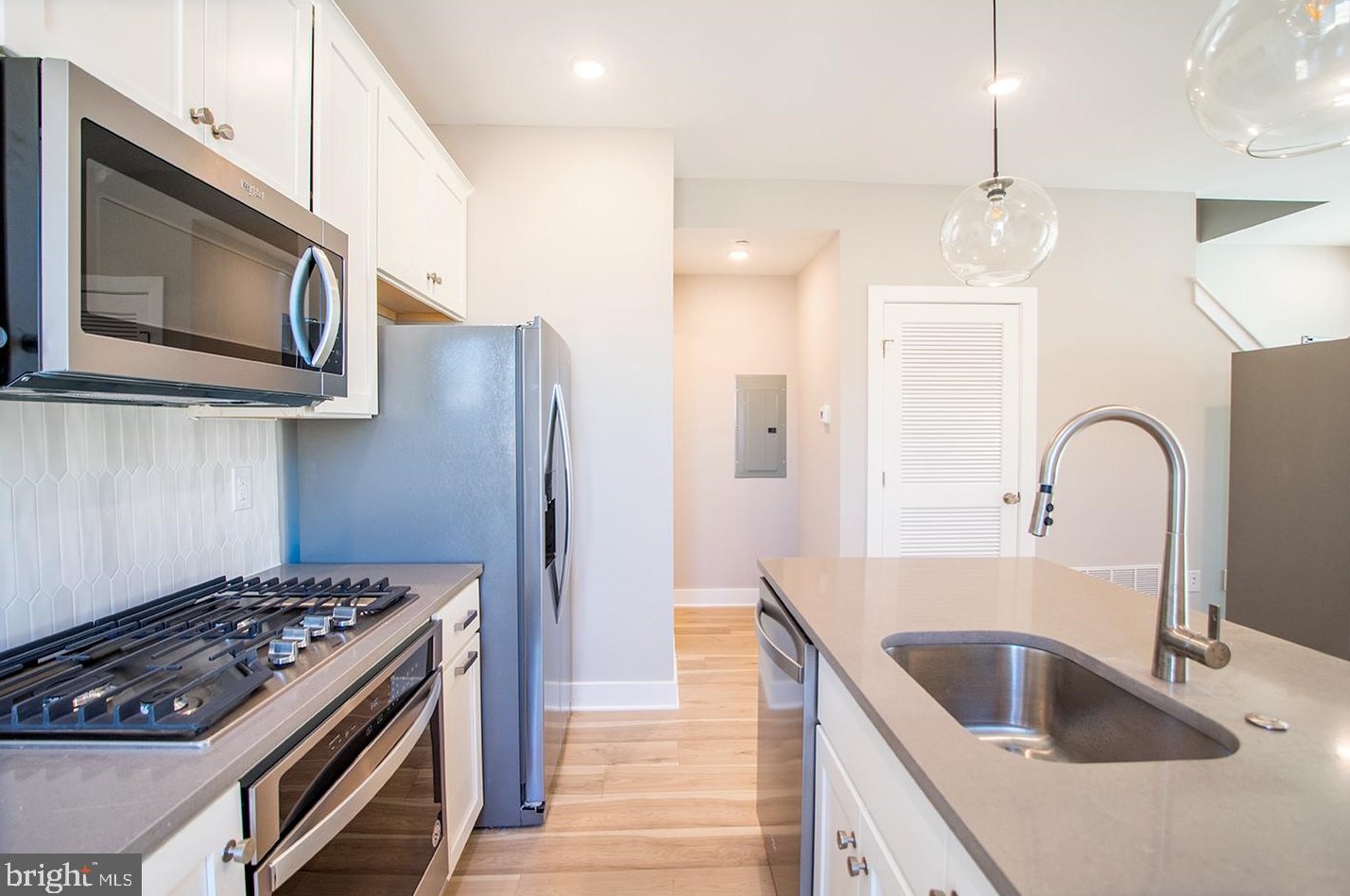 129 S 49th St #unit 2f, Philadelphia, PA 19139