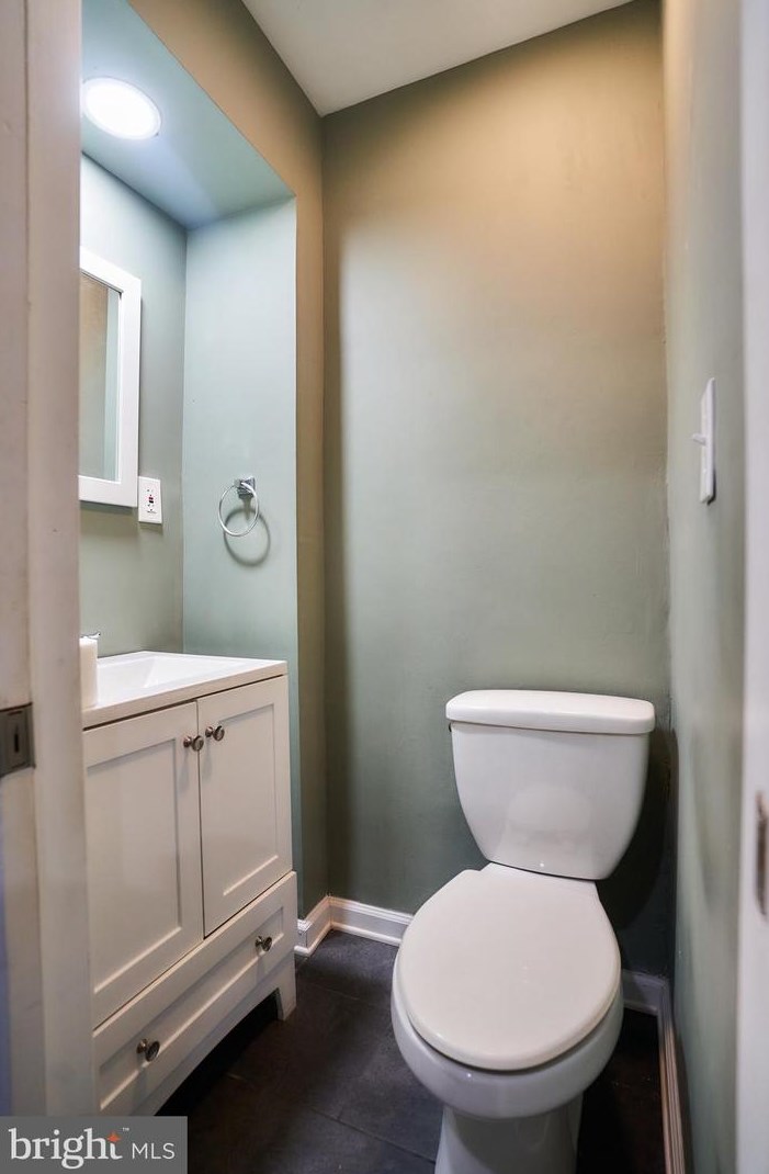 2331 Hazzard St, Philadelphia PA  19125-3133 exterior