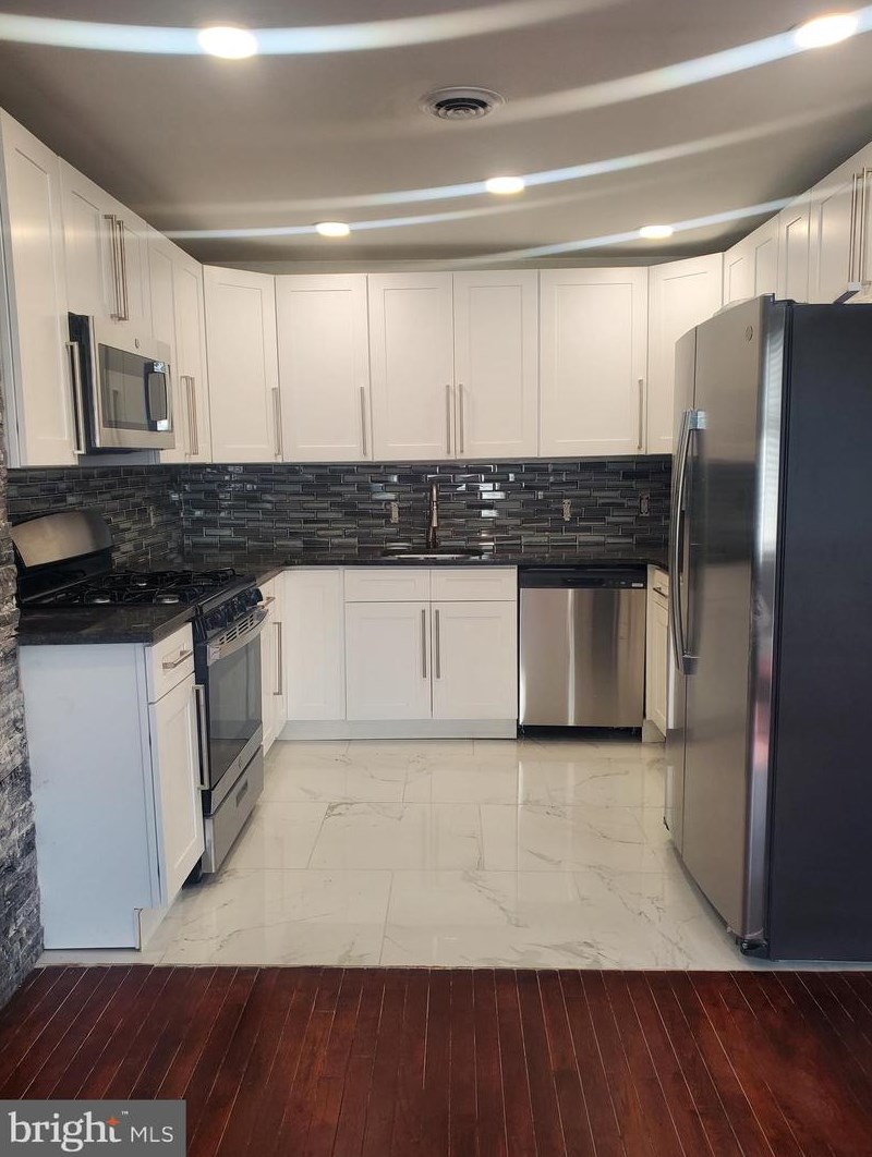 620 Rodman St #2f, Philadelphia, PA 19147