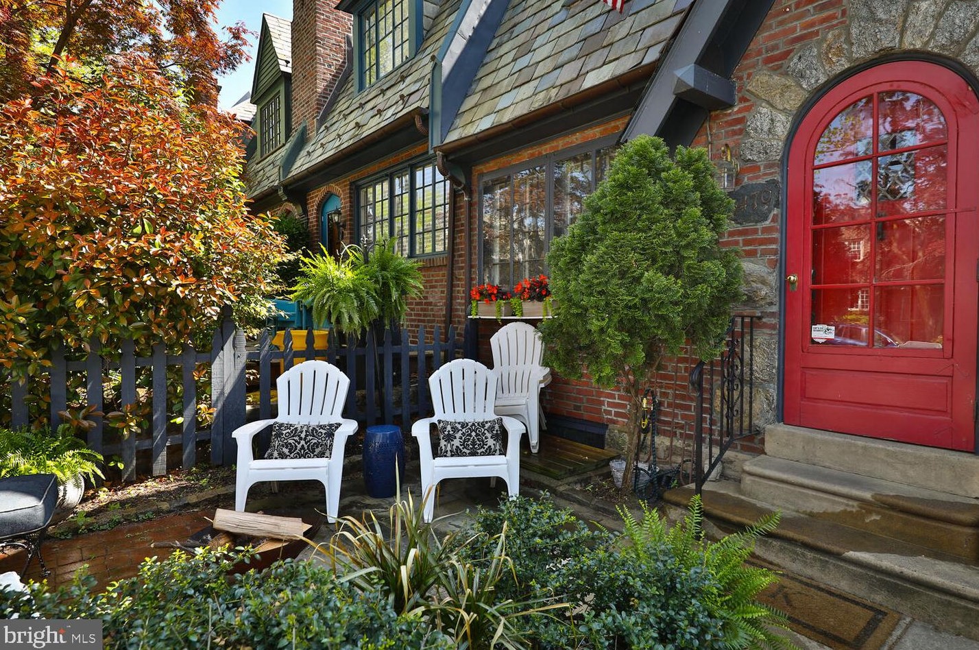 3470 Queen Ln, Philadelphia PA  19129-1441 exterior