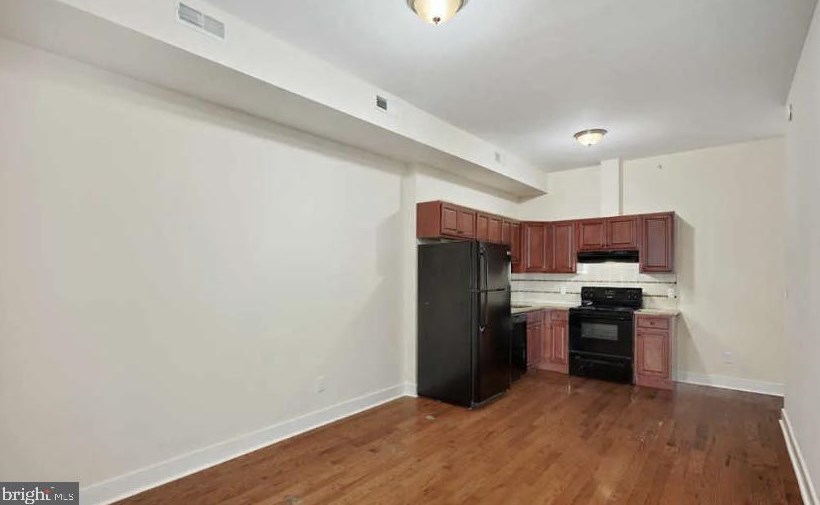 1911 Wharton St #3, Philadelphia, PA 19146