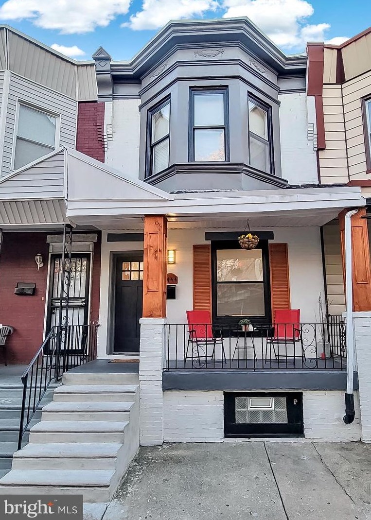 1444 Hirst St, Philadelphia, PA 19151-3809