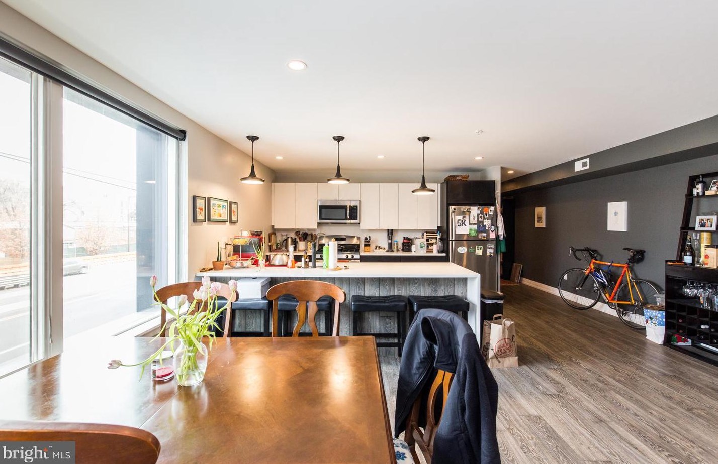 512 E Girard Ave #203, Philadelphia, PA 19125