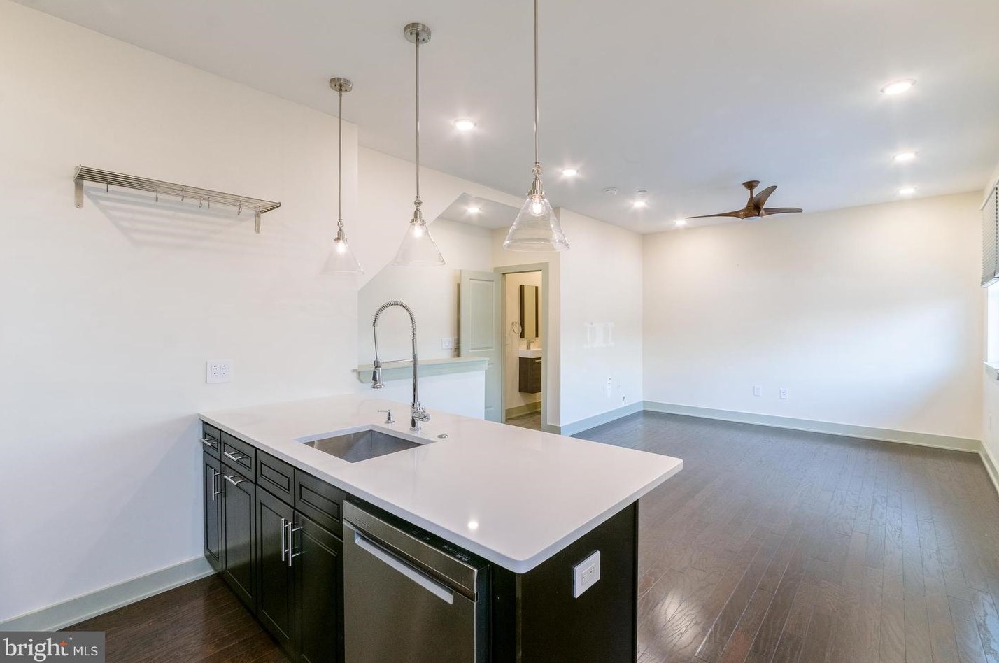 202 Richmond St #unit 1, Philadelphia, PA 19125