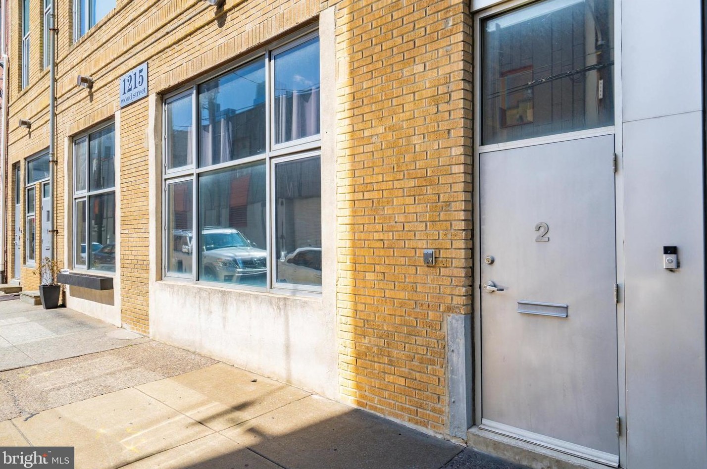 1215 Wood St #2, Philadelphia, PA 19107