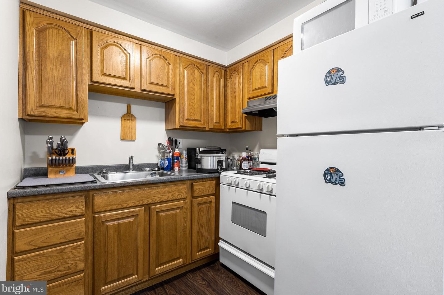 10106 Calera Rd, Philadelphia PA 19114-1214 exterior